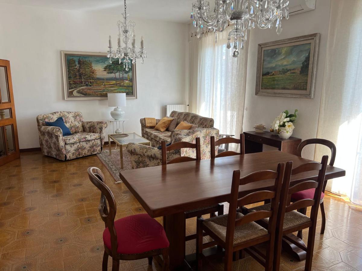Casa Vanni Vada Buitenkant foto